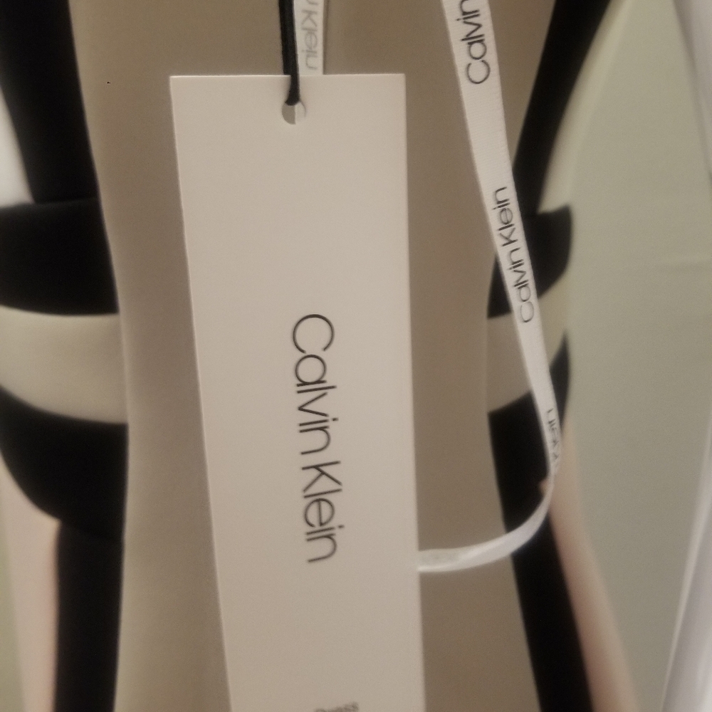 Calvin Klein dress - Picture 3 of 6
